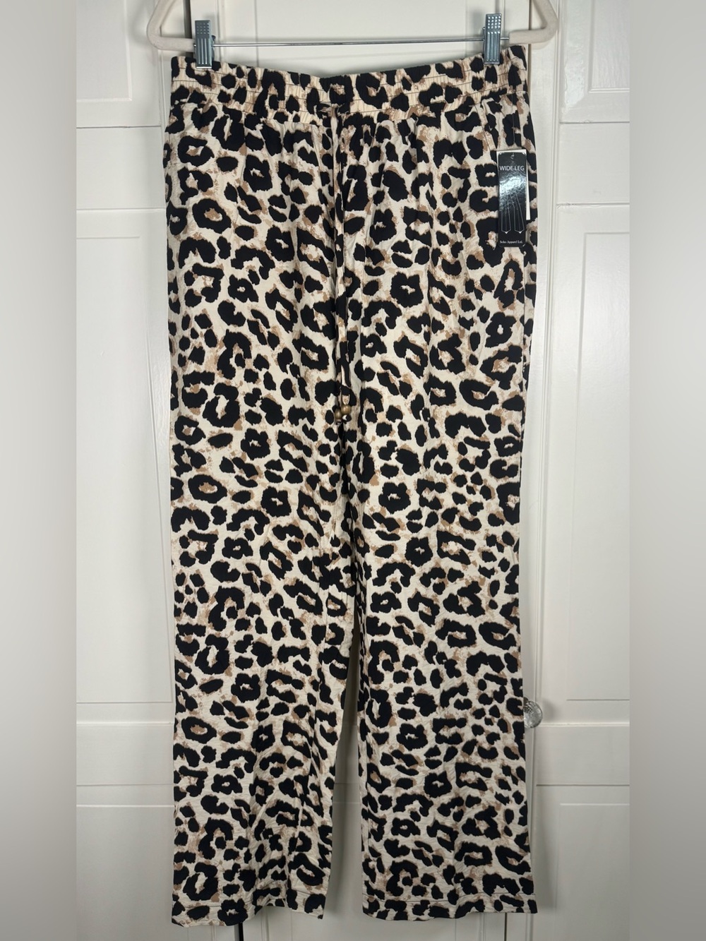 NWT Soho Apparel Leopard Print Wide Leg Pants Medium